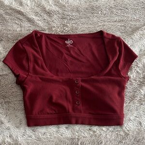 ALO Yoga Ribbed Scoop-Neck Crop Top in Wine Red